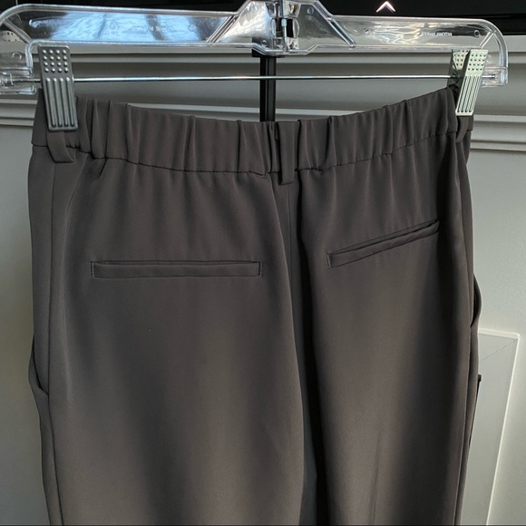 Uniqlo dark grey trousers - Picture 4 of 5